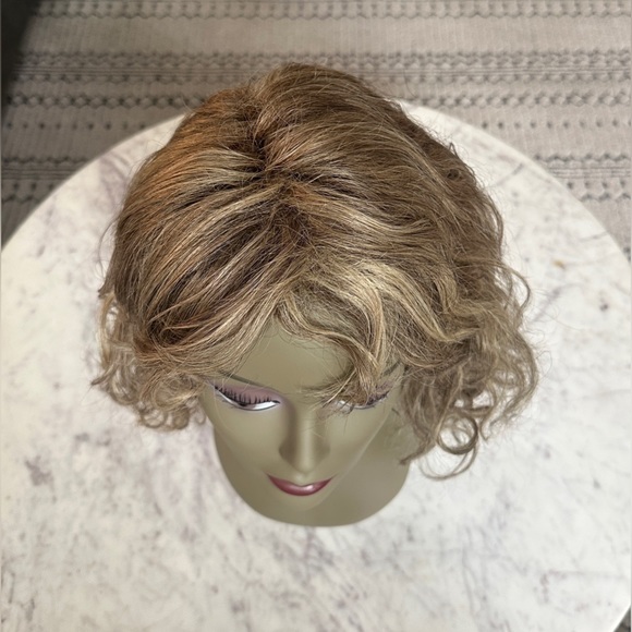 Vintage Rene Of Paris Wig #4106 Melissa (BROWN BLOND). - Picture 9 of 16